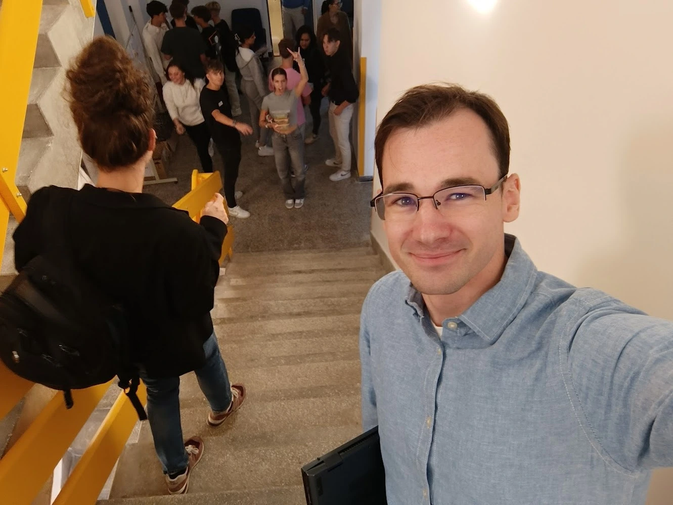 Ferenczy Márk lépcsőn